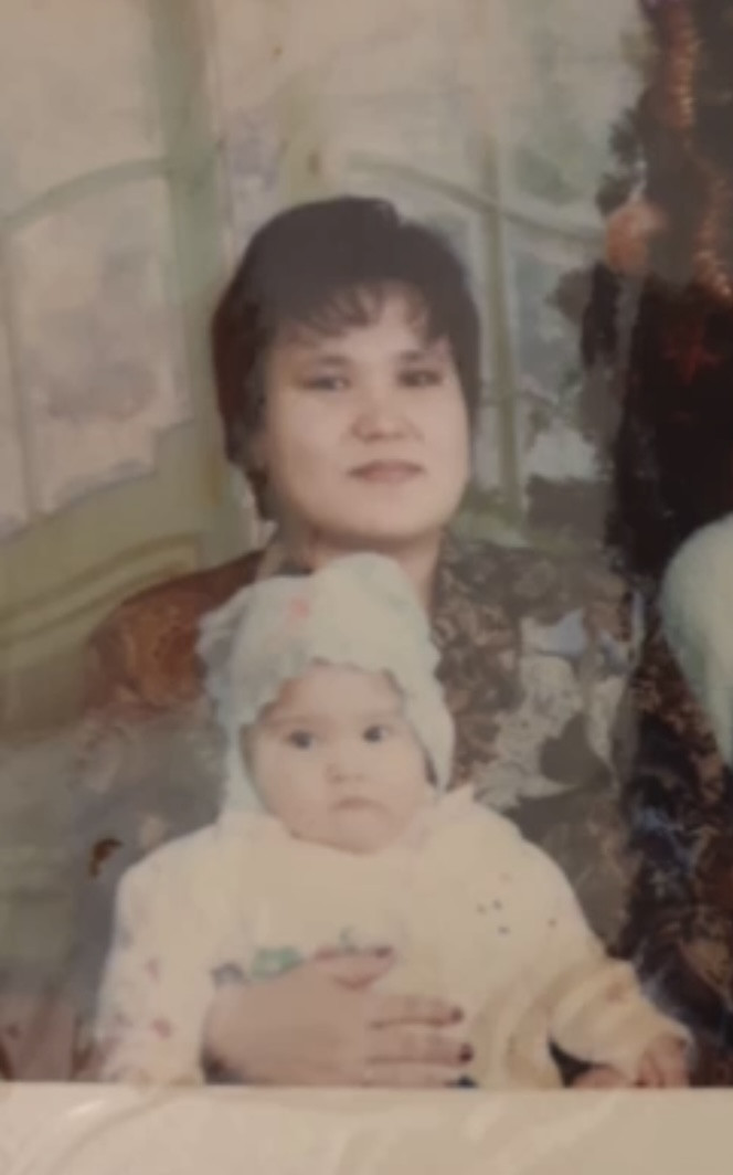 Русское порно: ағасы трахает қарындасы в жопу шерге дейін