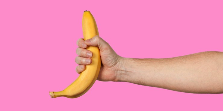 Трусикидегі пенис бейне