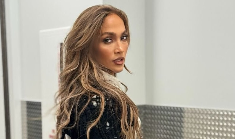 Бывший муж Дженнифер Лопес обвинил ее в изменах