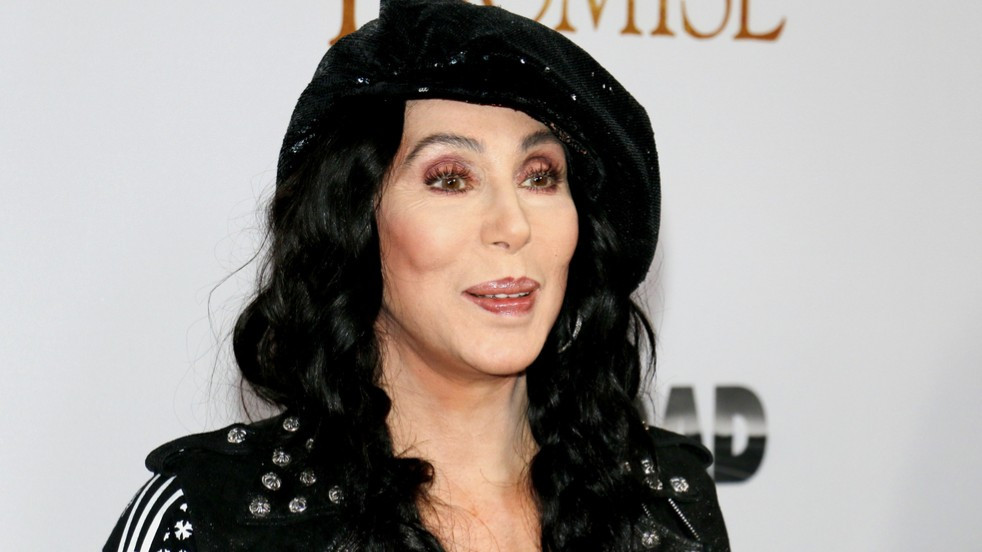 Почему Шер не считает 40-летнюю разницу в возрасте с бойфрендом проблемой?