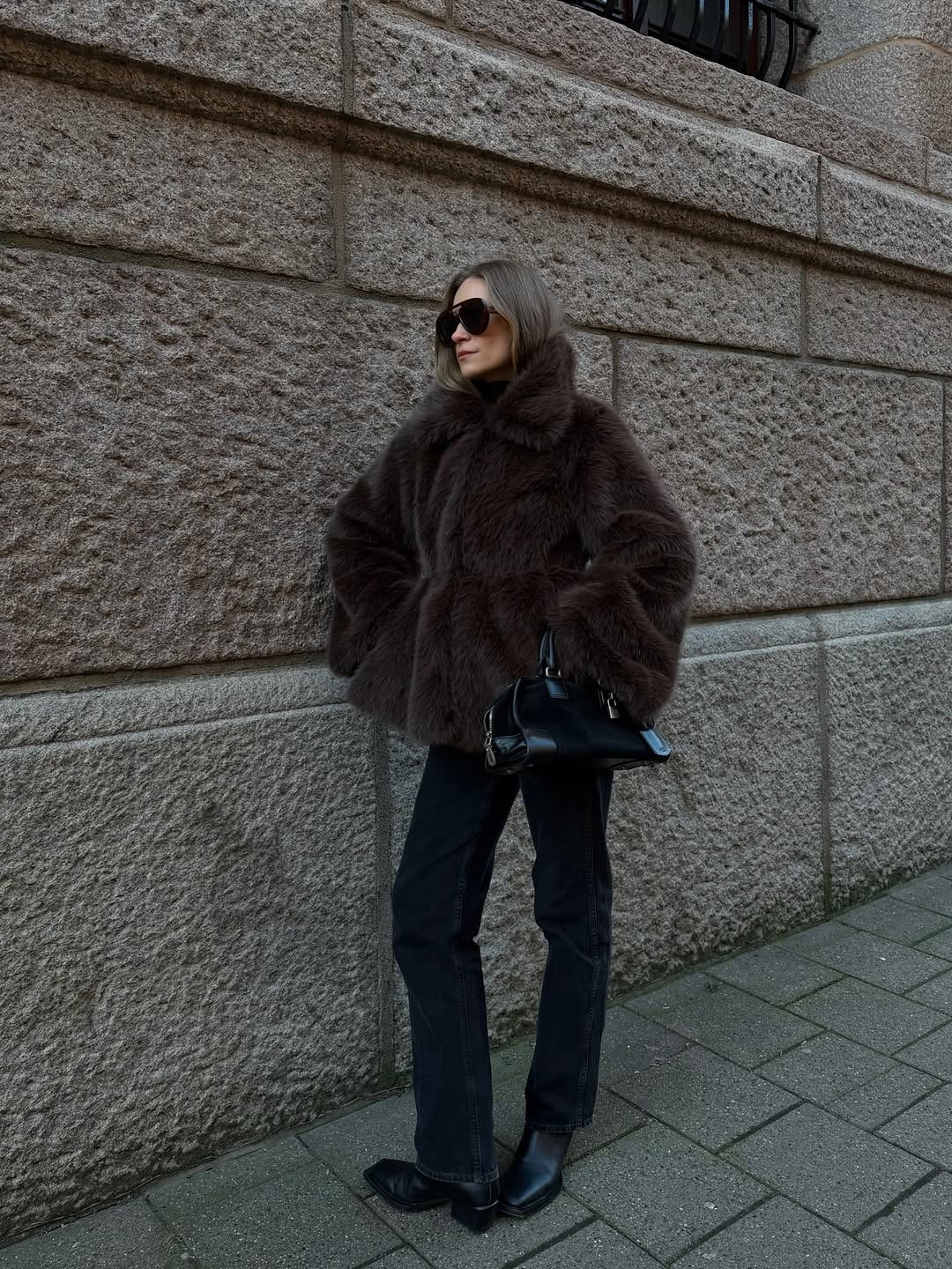 2025/26 қыс маусымына арналған après-ski стиліндегі қандай киімдерді сатып алу керек