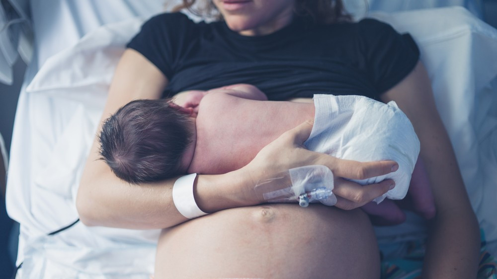 объединила неравнодушных для помощи молодым мамам