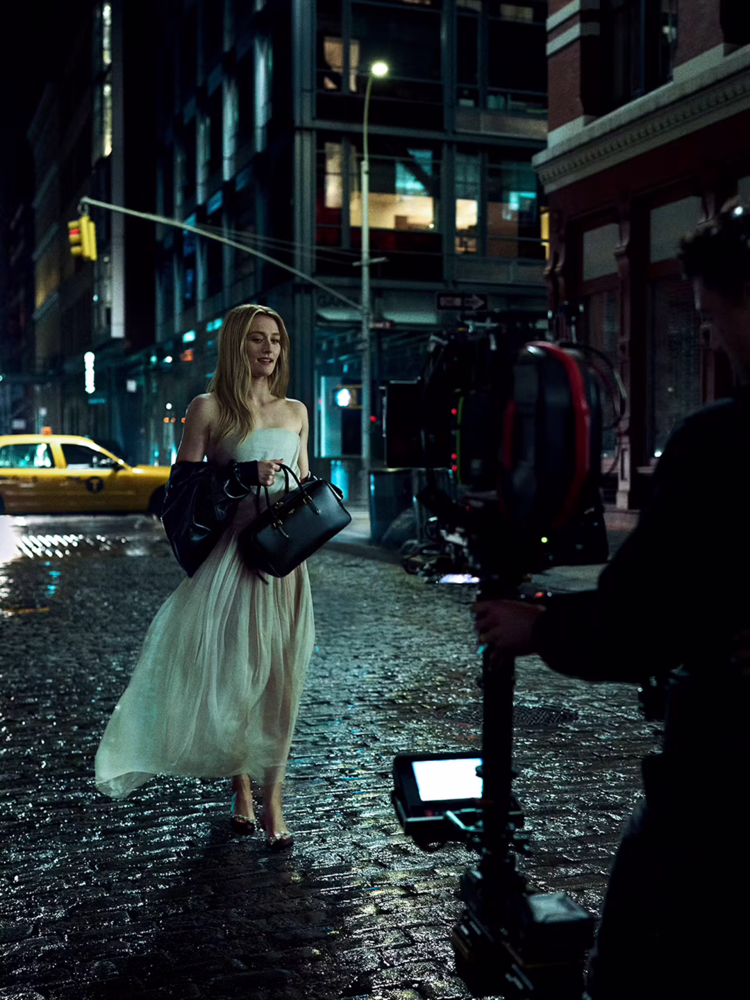 Balenciaga Girl: Сара Пиджон в новой кампании A New York Minute