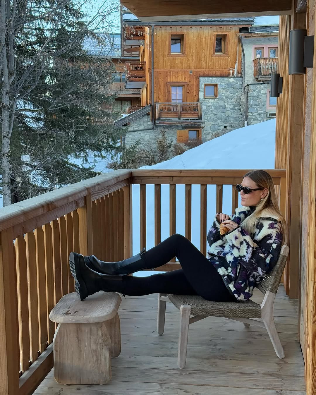 2025/26 қыс маусымына арналған après-ski стиліндегі қандай киімдерді сатып алу керек