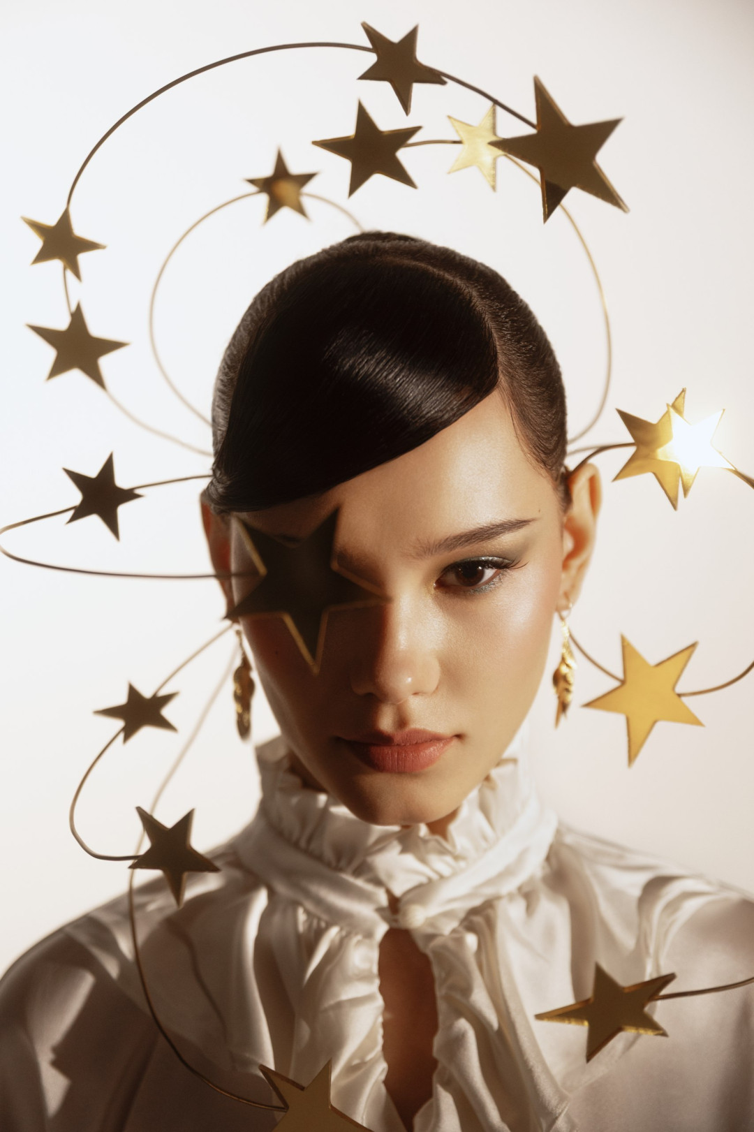 The Star Is Born: ELLE Kazakhstan үшін эксклюзивті түсірілім