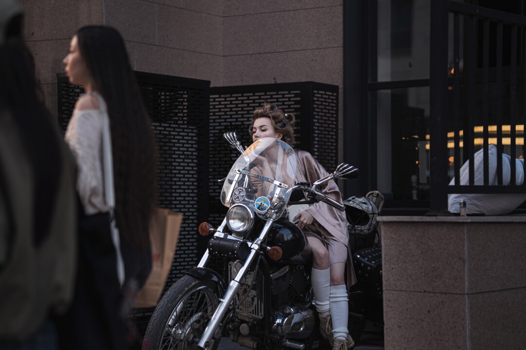 ELLE знакомит: Фая о переходе из блогинга в кино, личных границах и силе тишины
