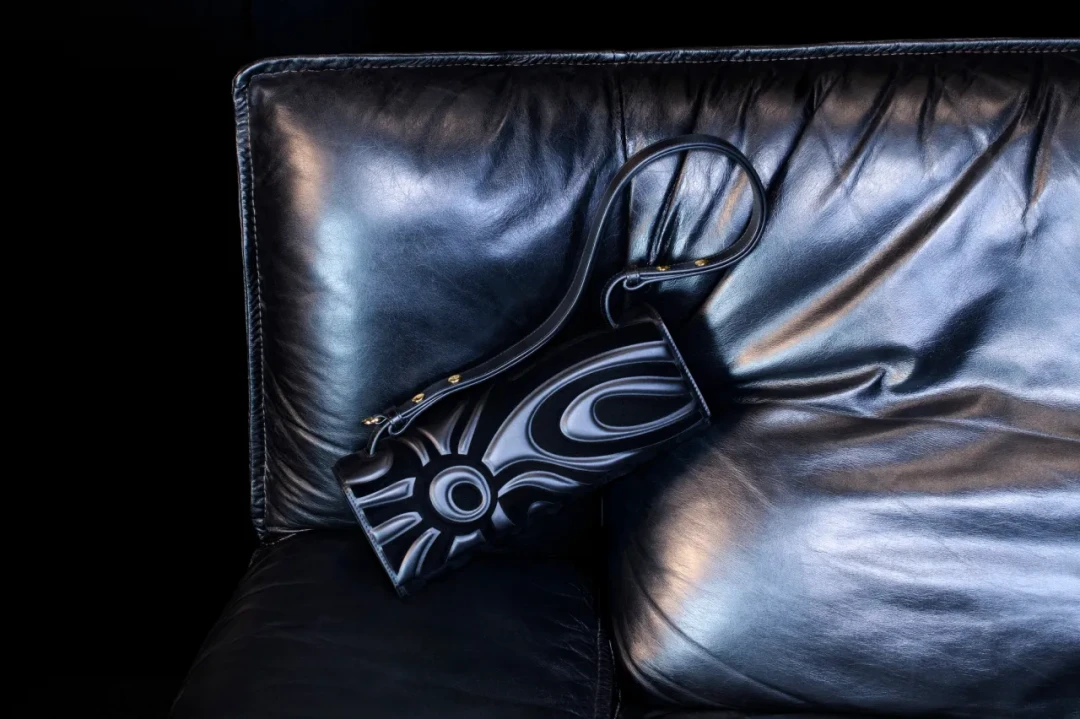 Наоми Кэмпбелл танцует для Pucci — и приглашает нас на вечеринку в духе Studio 54