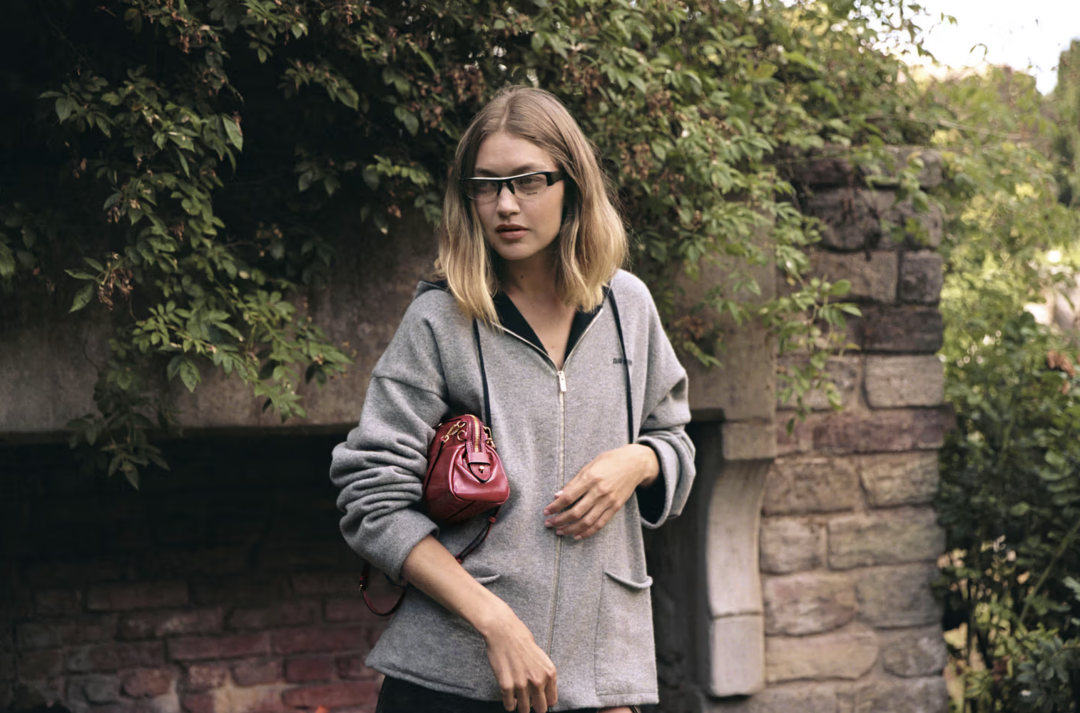 Джиджи Хадид стала лицом зимней кампании Miu Miu