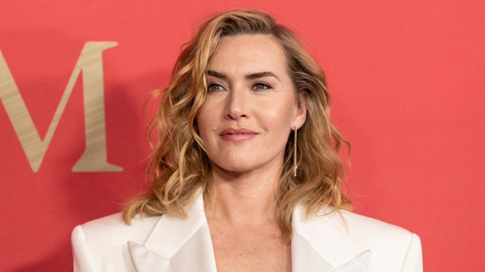 «Женщины с возрастом становятся сочнее и сексуальнее»: Кейт Уинслет о принятии старения