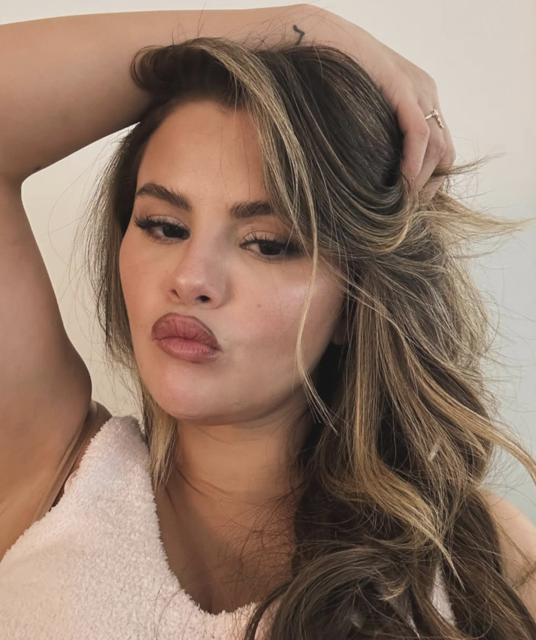 Instagram: @selenagomez