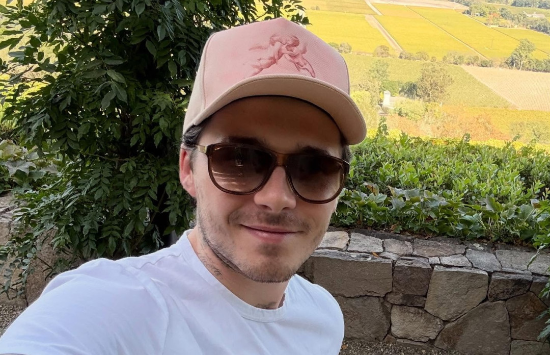 Бруклин Бекхэм появился в документальном фильме о Виктории Бекхэм на фоне семейных разногласий