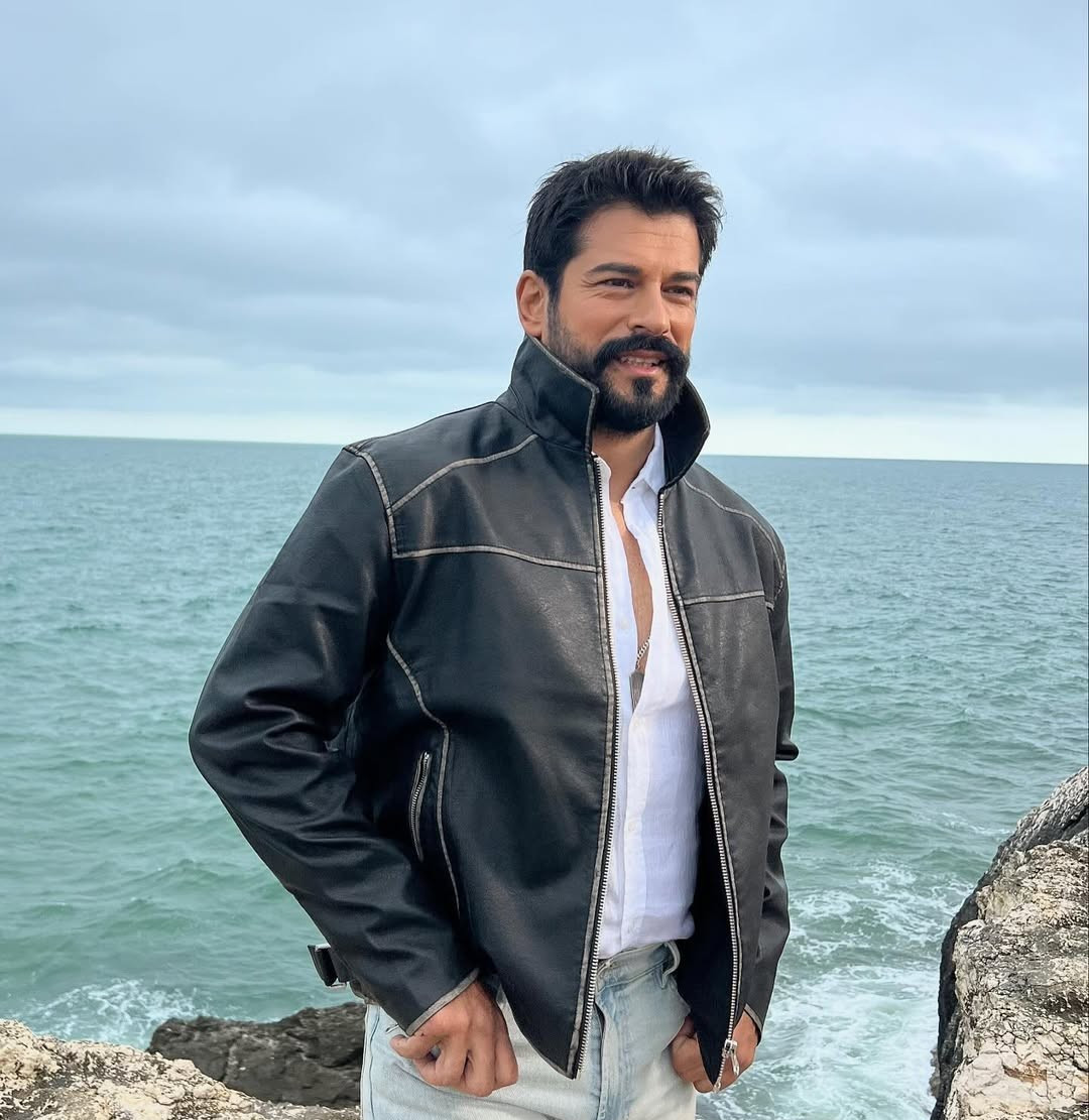 Бурак Өзчивит