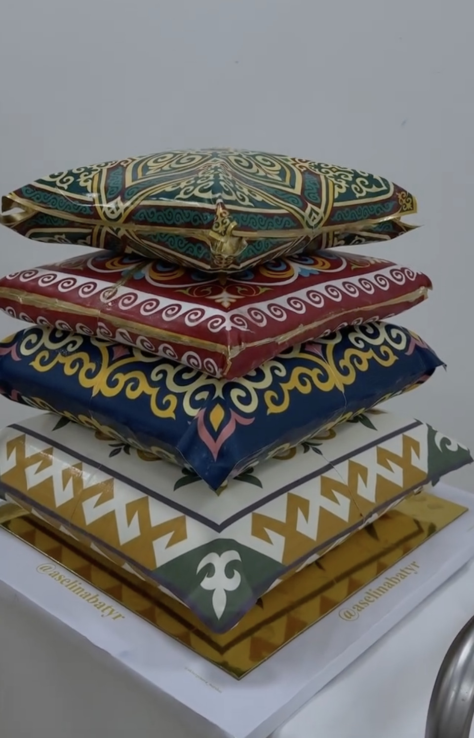 В Астане начался суд по делу о скандальном торте за 600 000 тенге