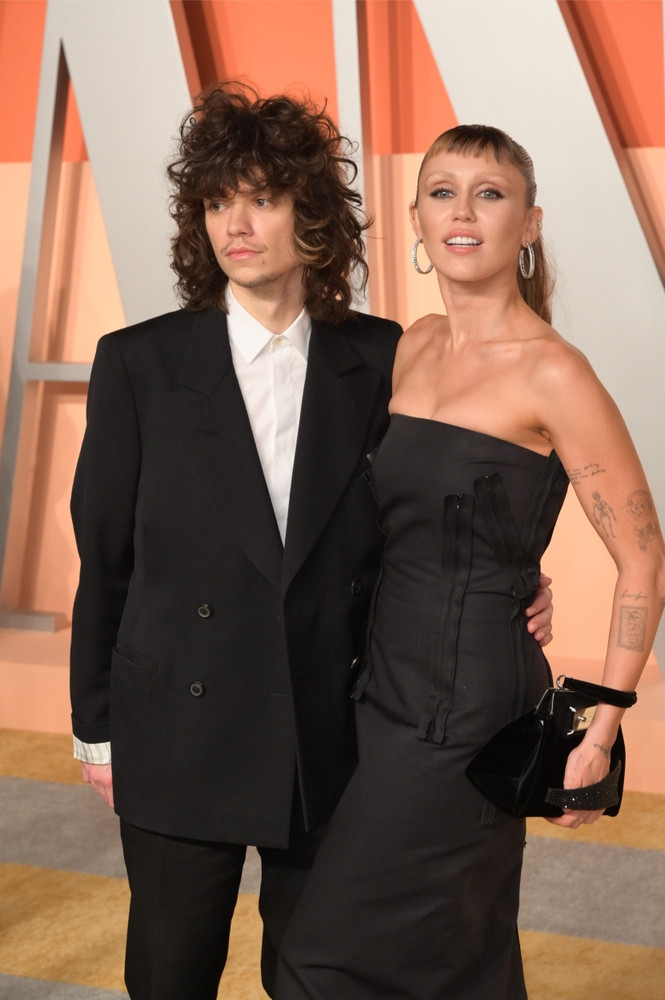 Майли Сайрус и Макс Морандо помолвлены