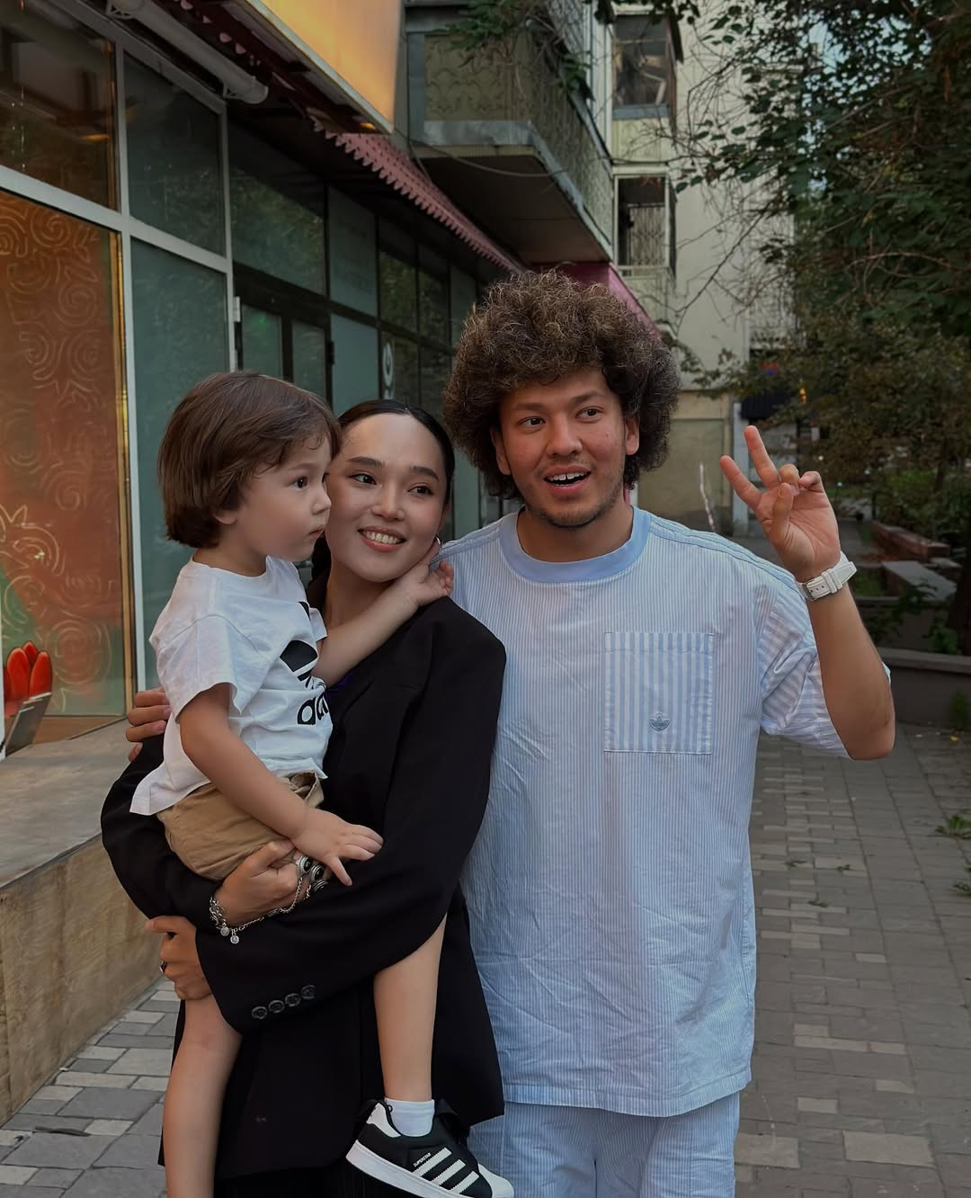 Әйелдің кискасынан көптеген сперматозоидтар шығады Әйелдің кискасынан көптеген сперматозоидтар шығады