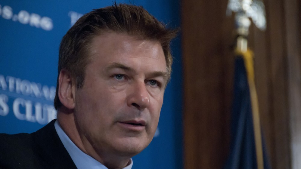 «Я даже не мог пошевелиться»: Алек Болдуин о суицидальных мыслях после повторного обвинения в убийстве