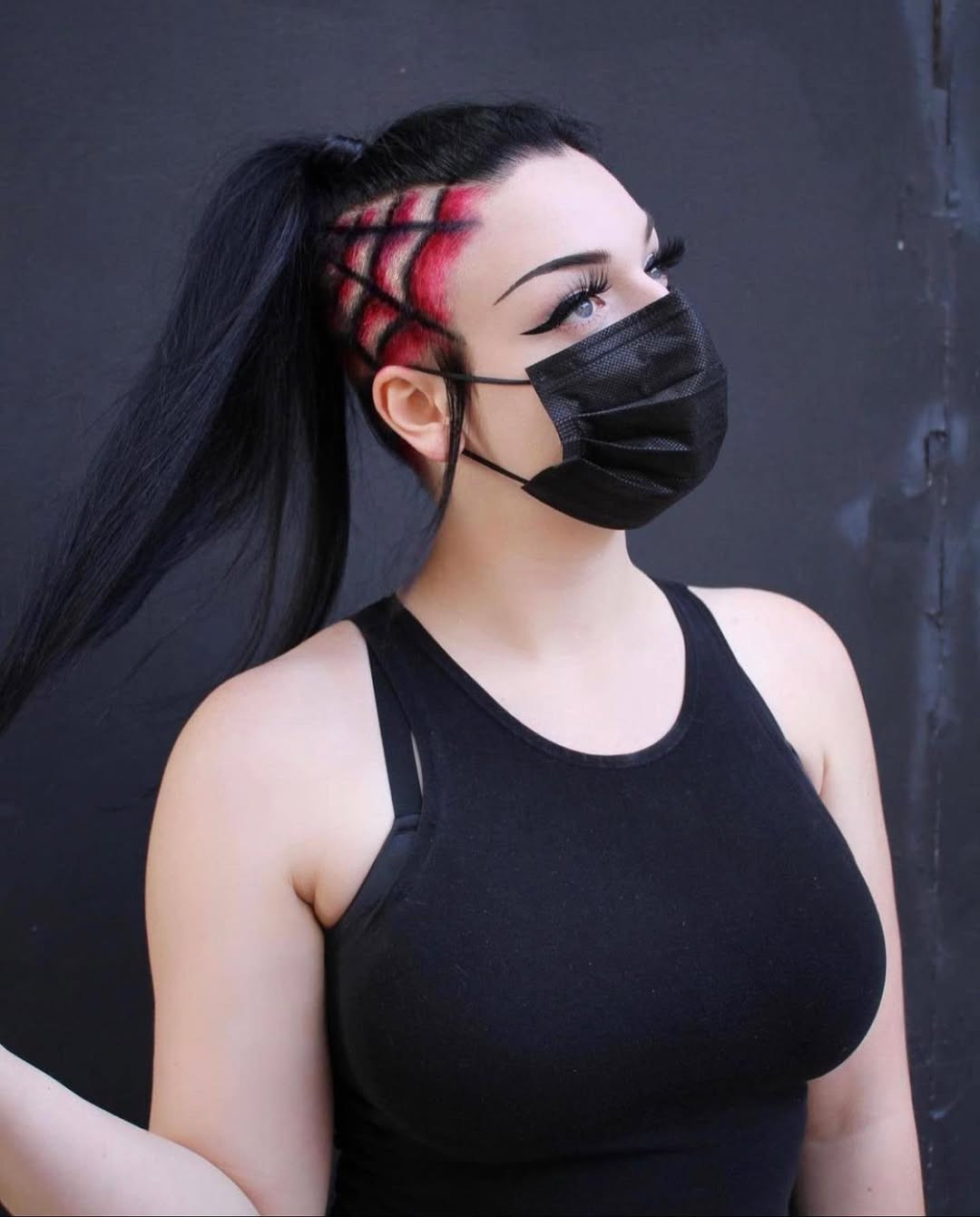 Хэллоуинге арналған шаш үлгісі: саған ұнайтын 30 идея