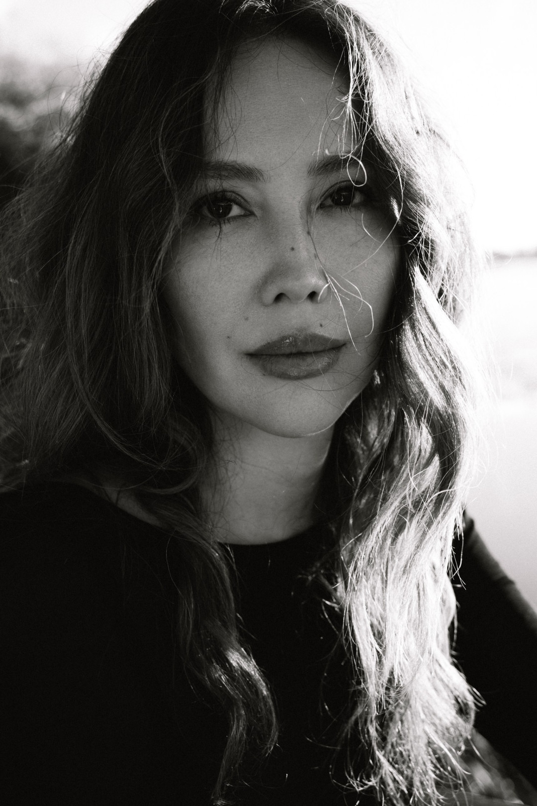 ELLE знакомит: Назым Кахарман о выборе себя, внутренней свободе и жизни после переломного опыта