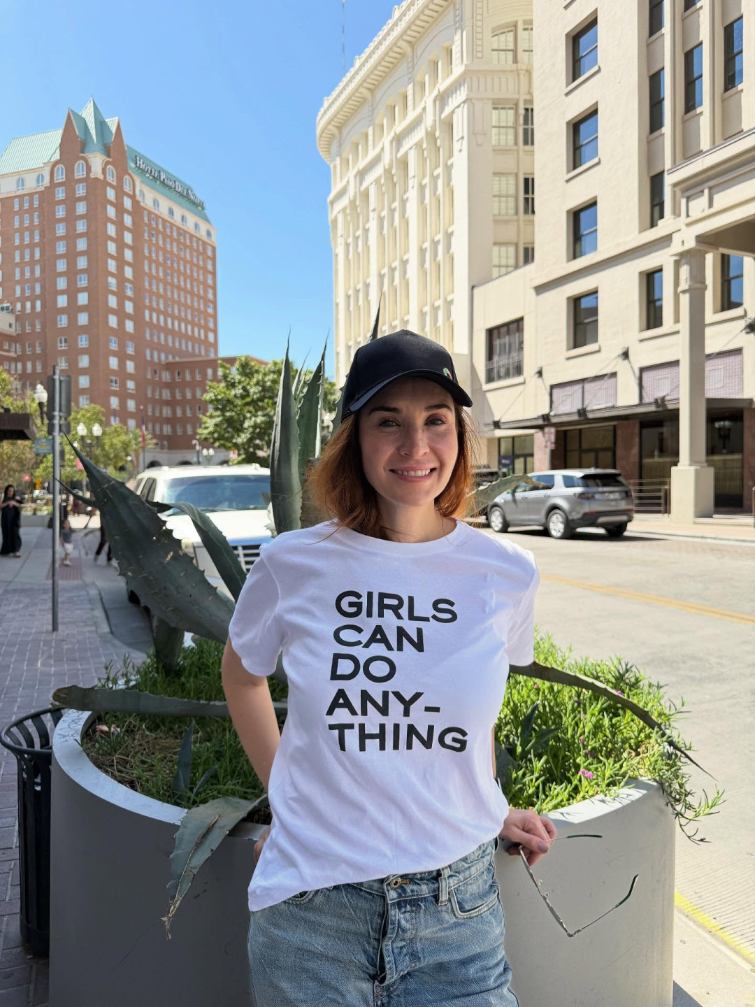 Данна Карагусова космос