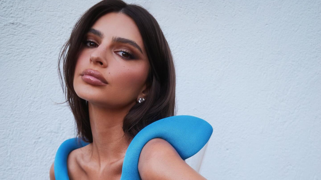 Макияж в карамельных тонах: зимний тренд без лишнего шиммера