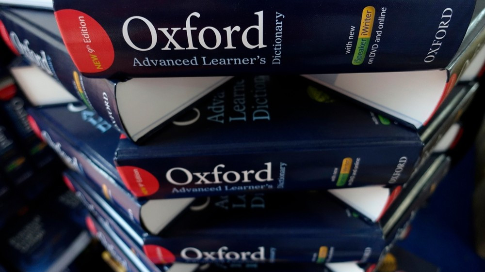 Оксфордский словарь назвал слово 2025 года
