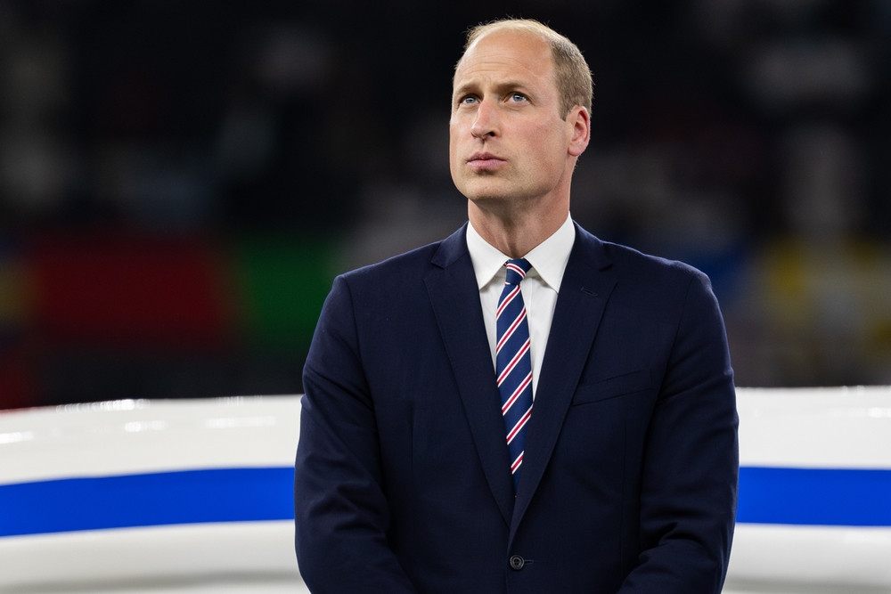 Как принц Уильям отреагировал на попытки Гарри помириться с королевской семьей?