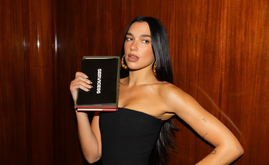 Четыре года спустя Дуа Липа возрождает этот тренд маникюра на осень