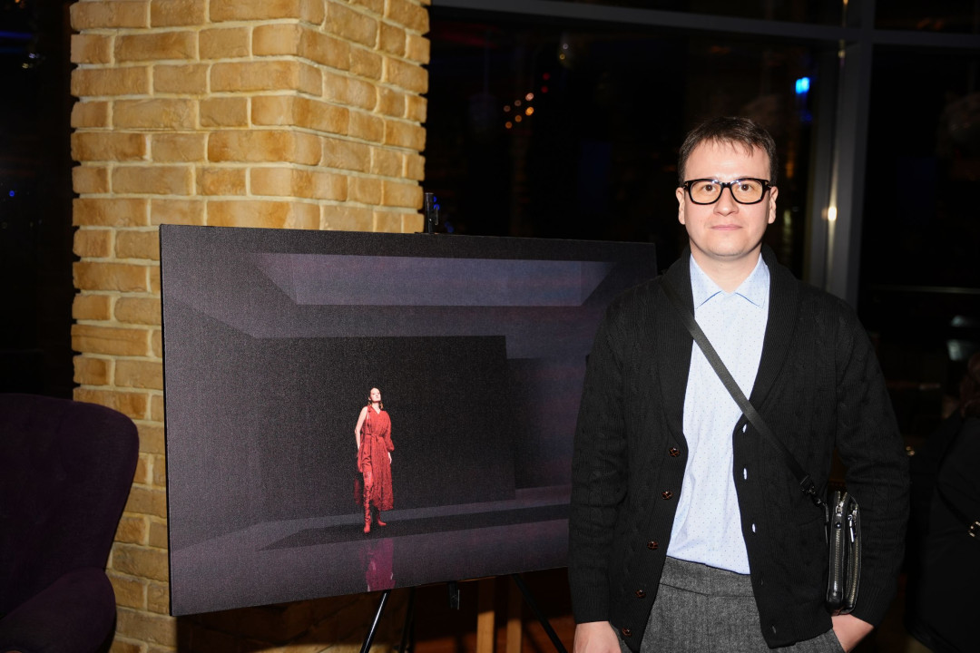 Fashion-балет, фотография и домбра: Ахат Сабидулла раскрыл DOMINO-момент в новом арт-проекте 