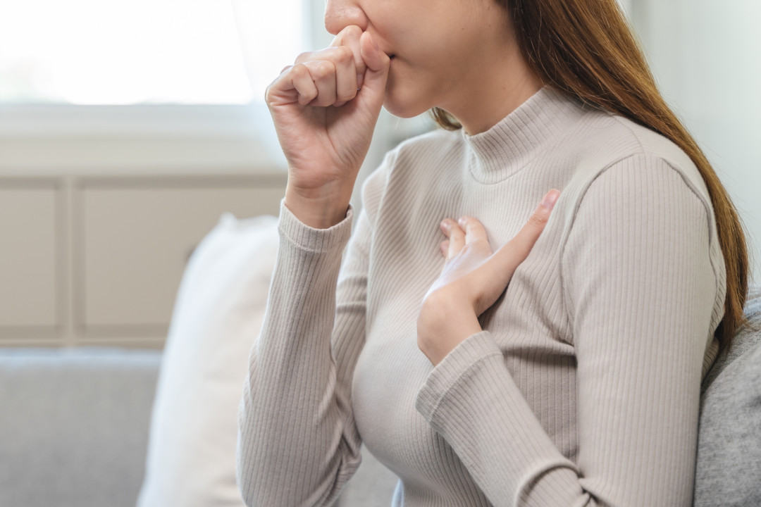 Когда горло болит не от вирусов: невротический ларинготрахеит