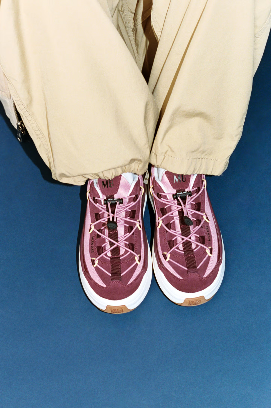 Moon Boot в мегаполисе: первая коллекция кроссовок, которую ты захочешь носить 24/7