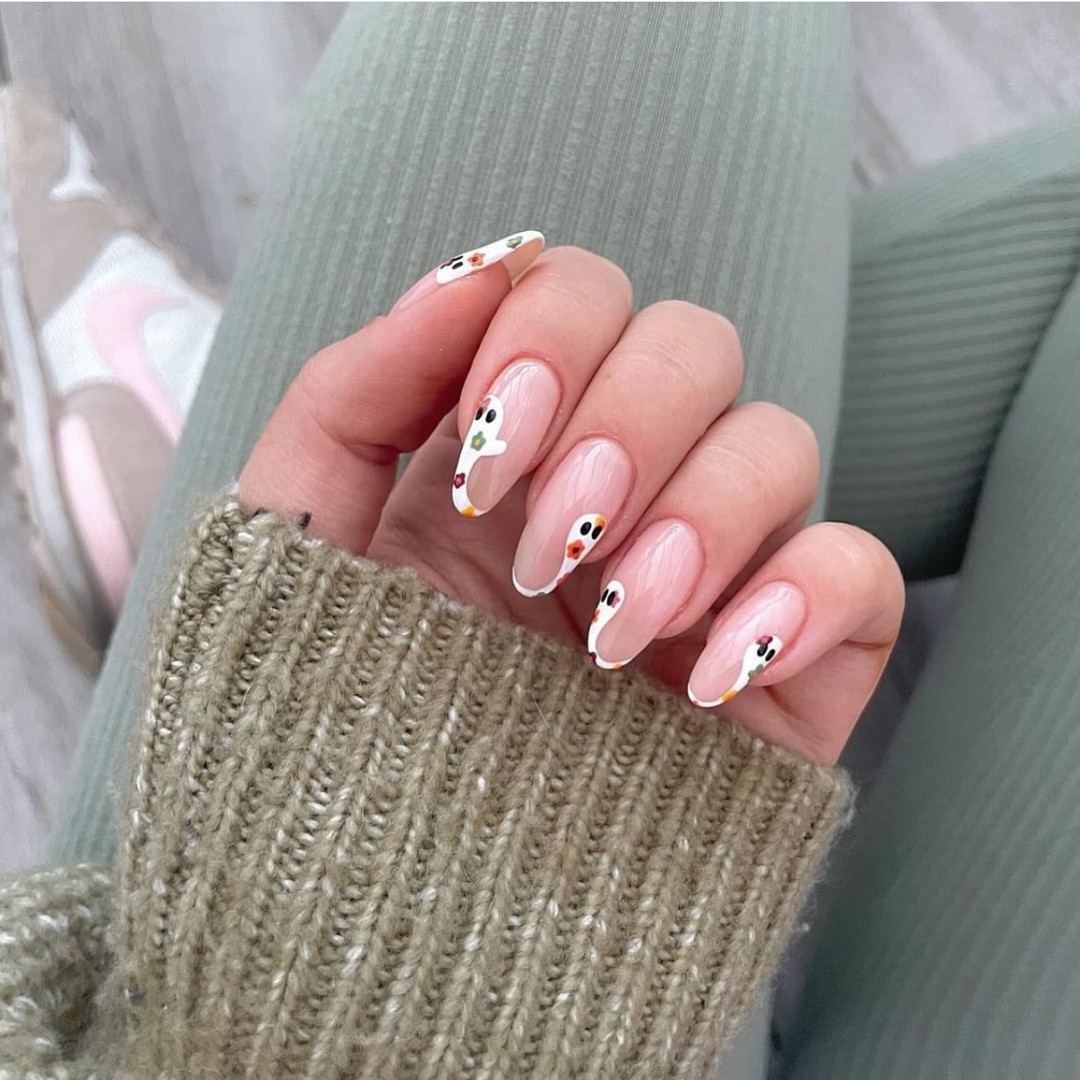 10 завораживающих идей для маникюра на Хэллоуин