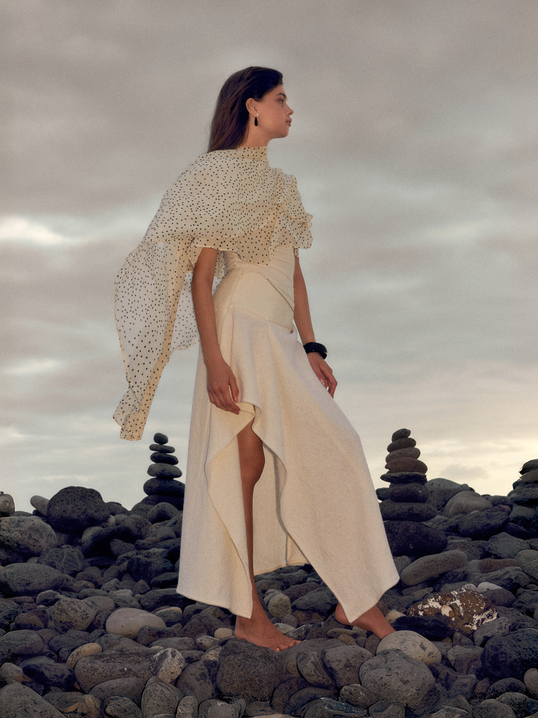 Dressed Myself in Silence: эксклюзивная digital-съемка для ELLE Kazakhstan 