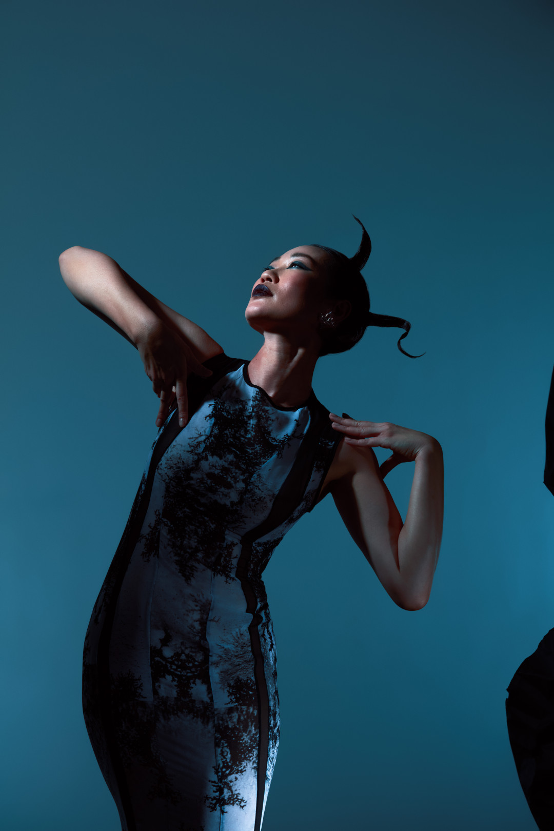 Mythic Bloom: эксклюзивная digital-съемка для ELLE Kazakhstan