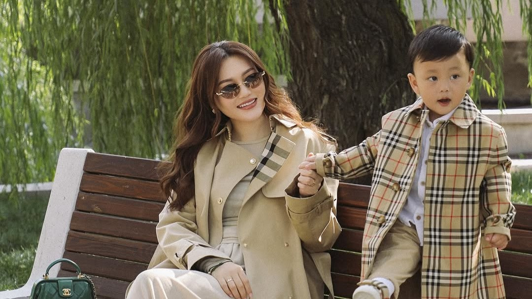 Ерке Есмахан мен RaiM