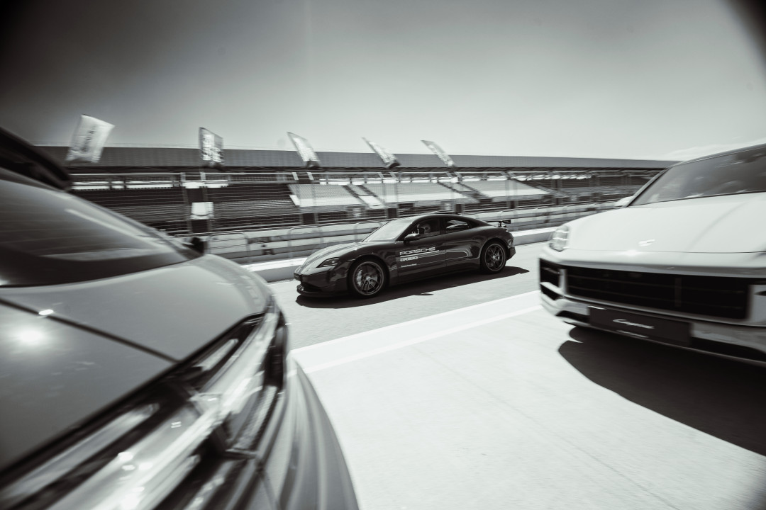 На Sokol International Circuit прошел Porsche Track Experience Kazakhstan 2026