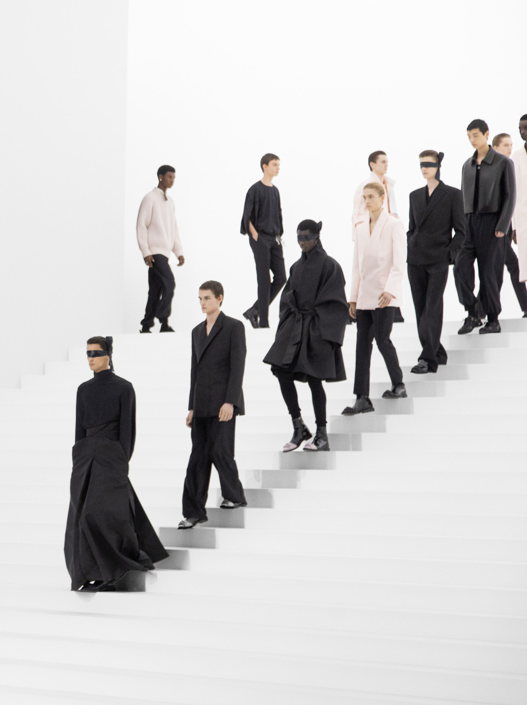 Dior представил мужскую коллекцию FW ’25