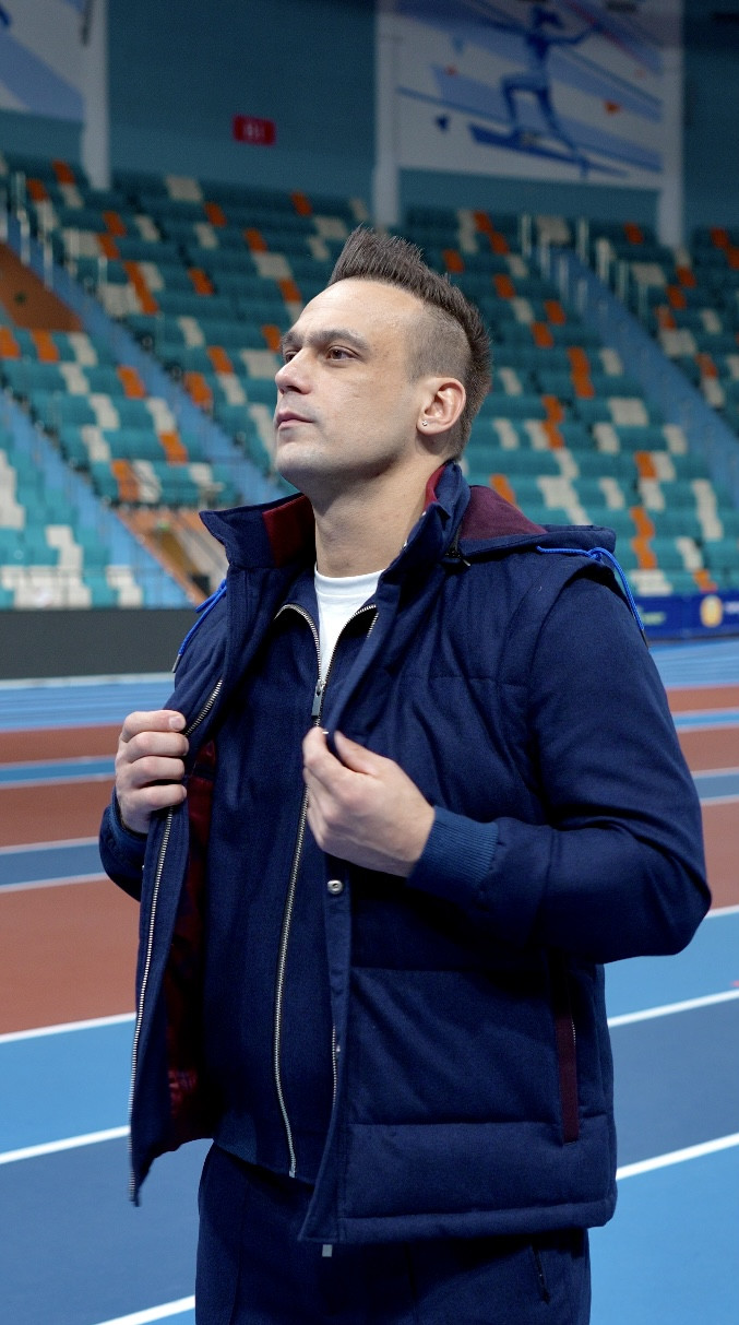 Илья Ильин представил лимитированную коллекцию одежды бренда «Императорский Портной»