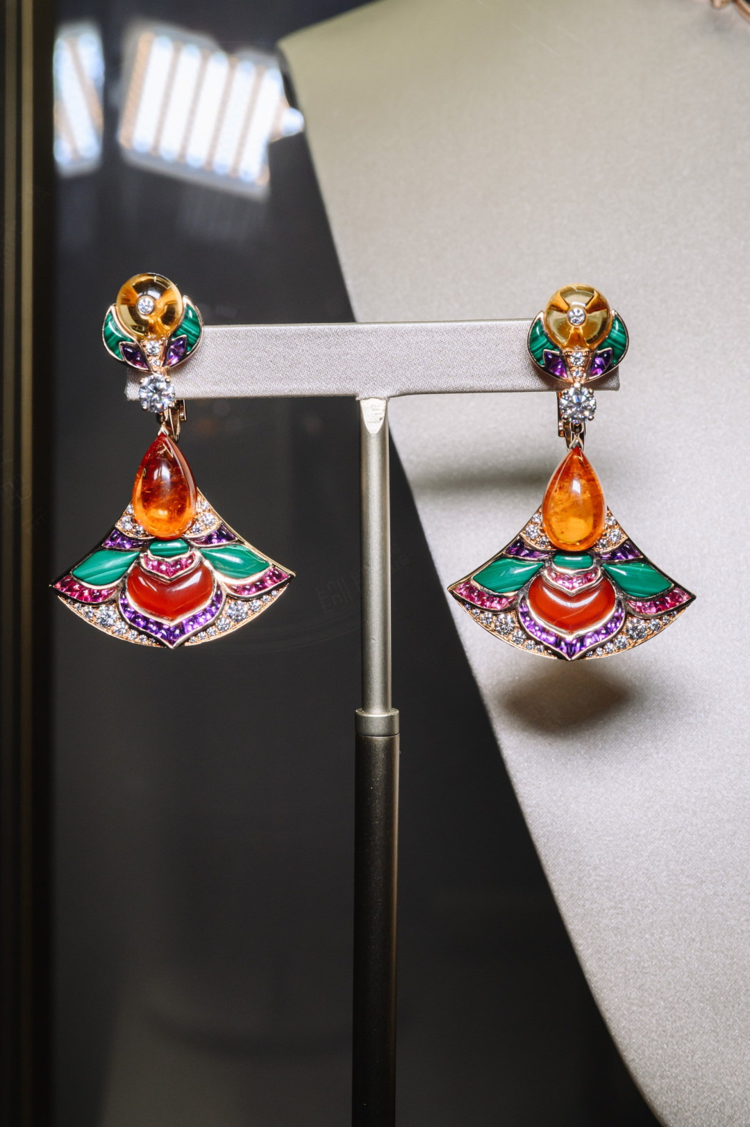 Bvlgari представляет шедевры высокого ювелирного искусства в Almaty Museum of Arts