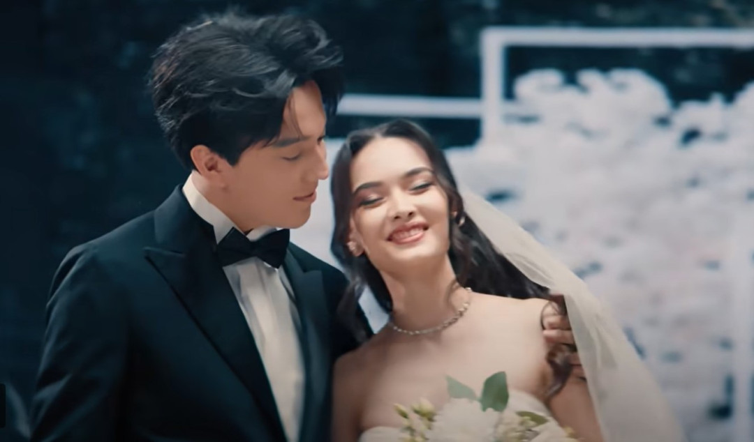 Источник изображения: Dimash Qudaibergen - LOVE'S NOT OVER YET | Official Teaser/ YouTube