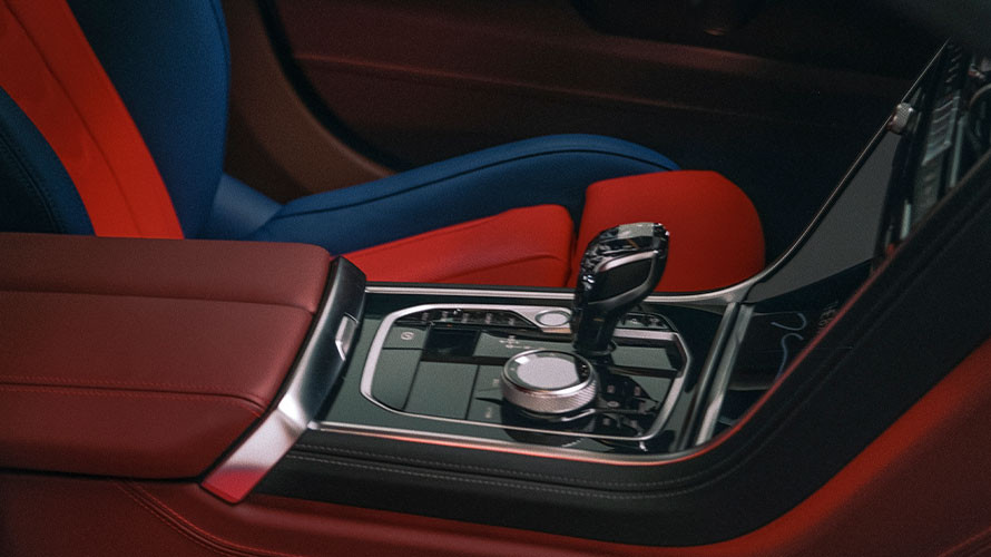 Эксклюзивная BMW уйдет с молотка на аукционе. Обзор