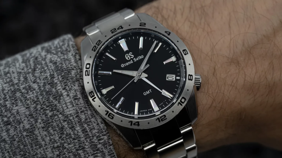 Источник изображения: omegawatches.com