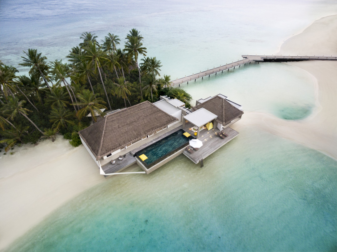 cheval-blanc-randheli-luxury-maldives-resort-image