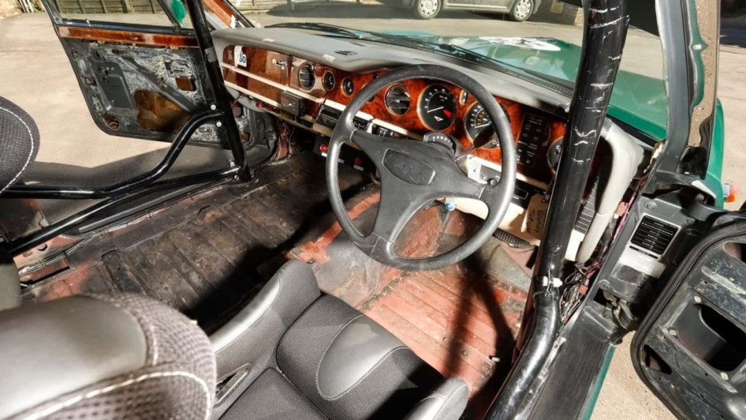 Bentley Turbo R 1988 года, на котором выступал Мэтт Леблан в Top Gear, выставлен на продажу