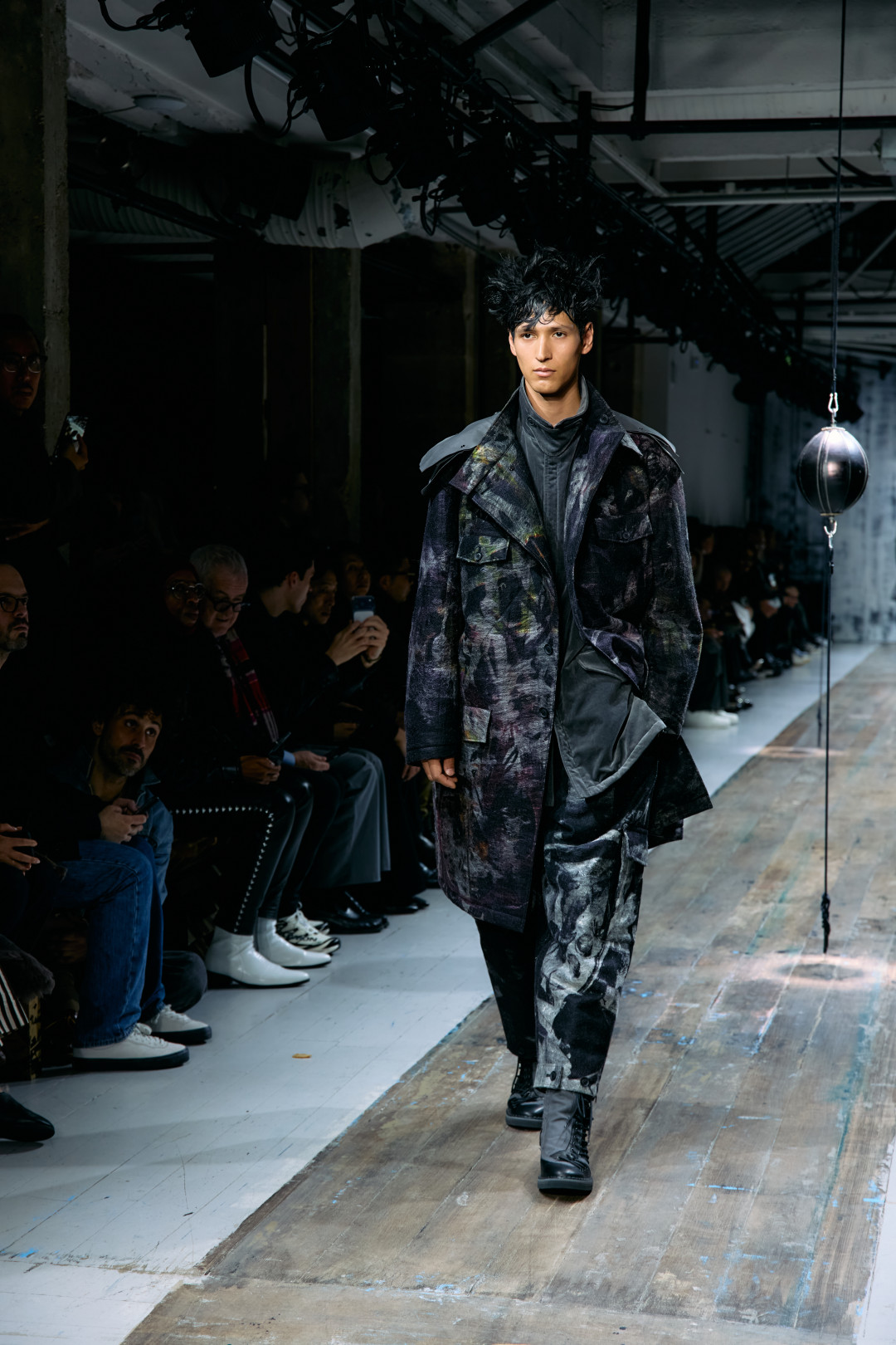 Как прошла Парижская неделя моды — в фоторепортаже спецкорра Esquire Kazakhstan 