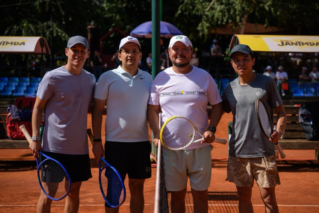Возраст - всего лишь цифра: пара 137 лет на двоих ворвалась в финал TS CUP 7 в день, когда Рыбакина покорила мир