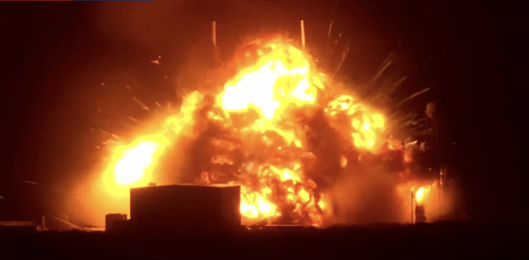 blue-origin-new-glenn-rocket-explosion-during-test-image