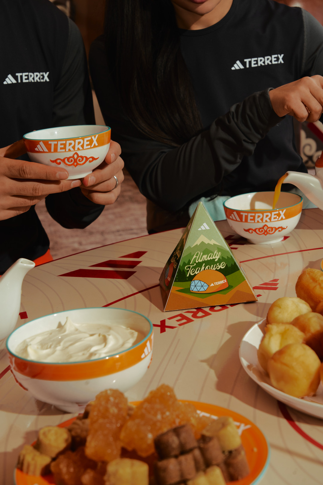 Take the Long Way: чайная церемония adidas TERREX в горах Казахстана