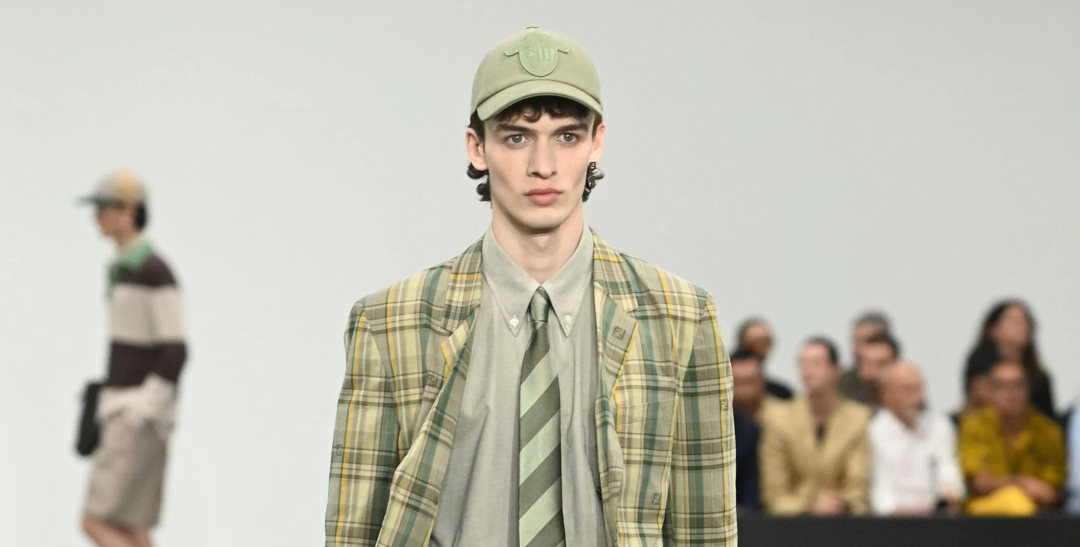 Суретте: Fendi шоуы, көктем-жаз 2025 (Дереккөз: Legion-Media)