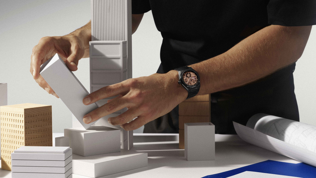 Часы в большом городе