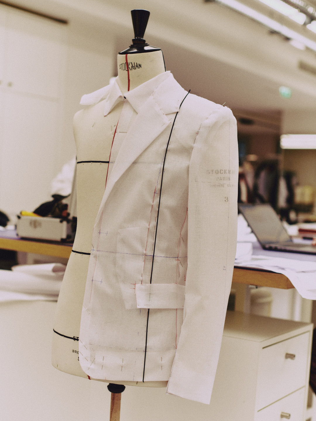 Новый человек в Dior